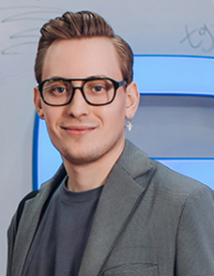 Андрей  СМИРНОВ, фото